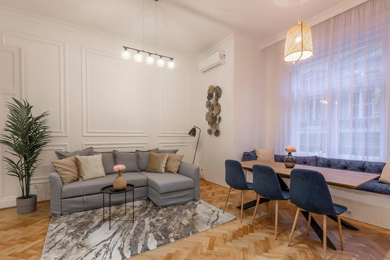 Glamorous Modern Apartment In The Hearth Of Budapest Eksteriør bilde